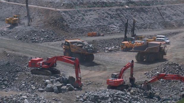 doaneraisingcity082115en-transferframe1548.jpg