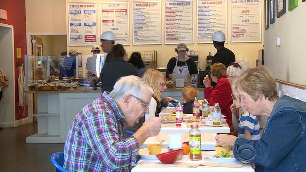 autism-cafe-2.jpg