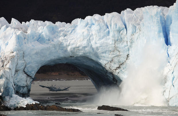 Perito Moreno Glacier - Spectacular Patagonian Glacier Arch Collapse ...