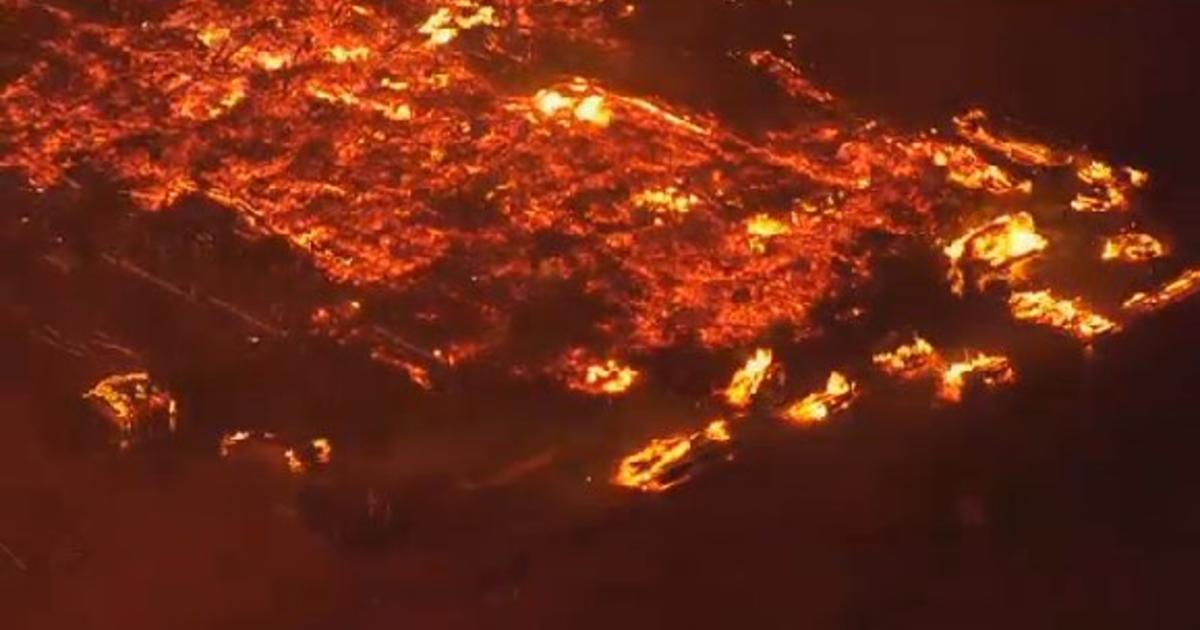 Massive fire near Phoenix prompts evacuations CBS News