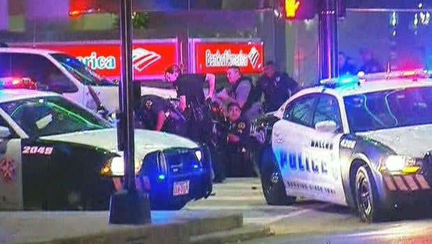 cops22cbsn0707dallascopshotgrab3.jpg