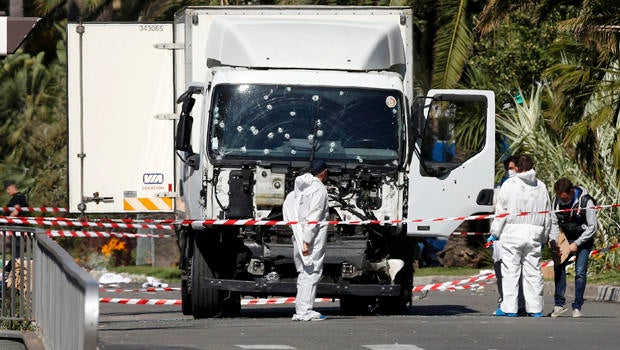 nice-truck-attack-2016-07-15t100819z.jpg