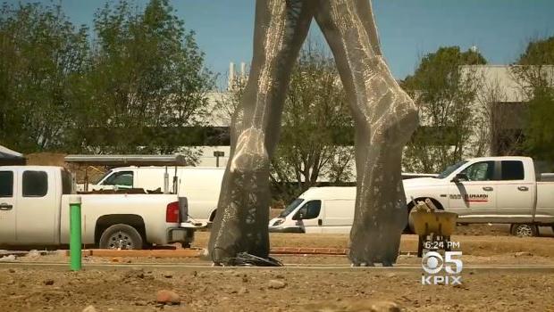 Giant Nude Statue Stirs Controversy in Calif. | Daikhlo