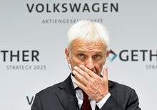 2016-11-18t095315z-250356053-lr1ecbi0rgg34-rtrmadp-3-volkswagen-strategy-ceo.jpg