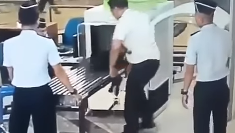 Citilink pilot fired for 'stumbling into the cockpit drunk and slurring announcements' Citilink pilot fired for 'stumbling into the cockpit drunk and slurring announcements'