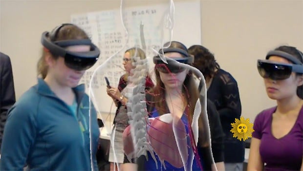 hololens-anatomy-class-620.jpg