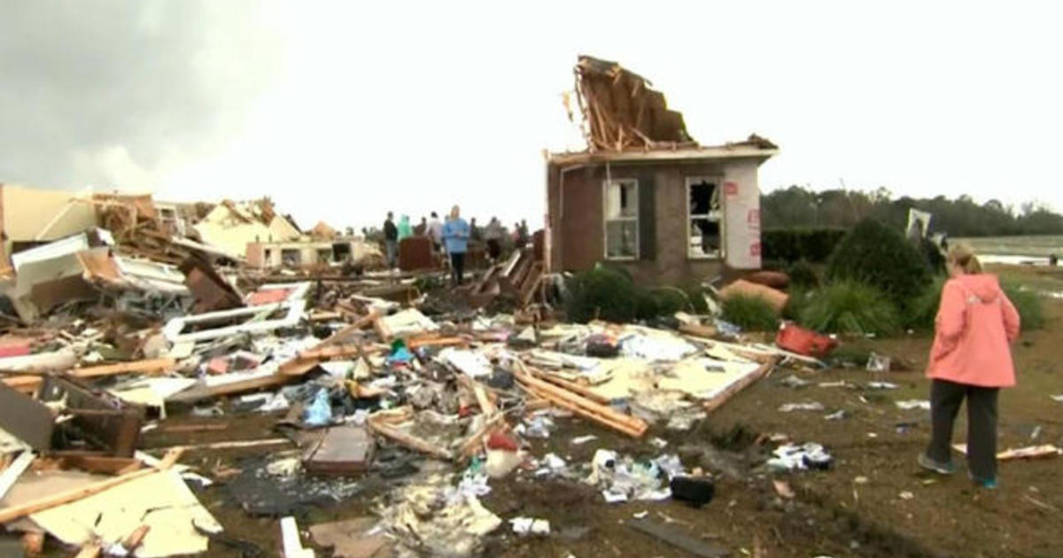 Deadly tornadoes tear through the southeast