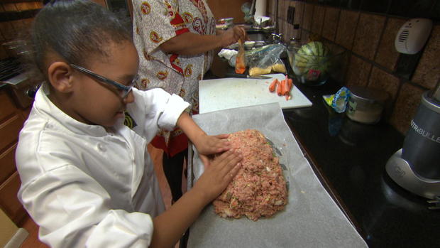 mpu-amya-rucker-makes-meatloaf.jpg