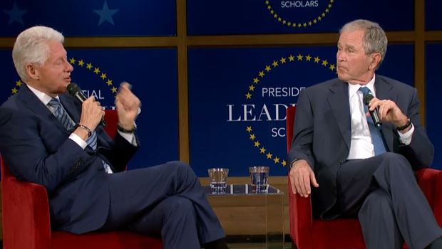 Bill Clinton, George Bush have conversation at Dallas event — Watch