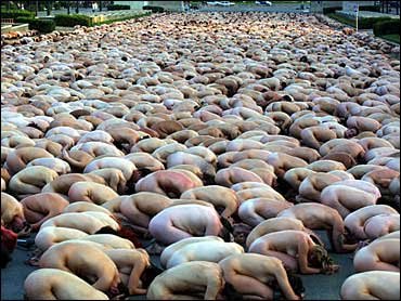 Pebbles Nude - 7,000 Nudes Pose In Spanish Street - CBS News