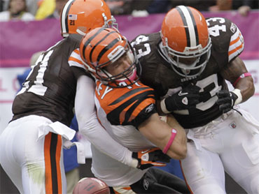 Nfl Injuries Up In 2010 Players Union Says Cbs News