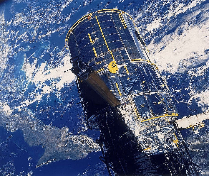 NASA gets 2 telescopes from spy satellite agency - CBS News