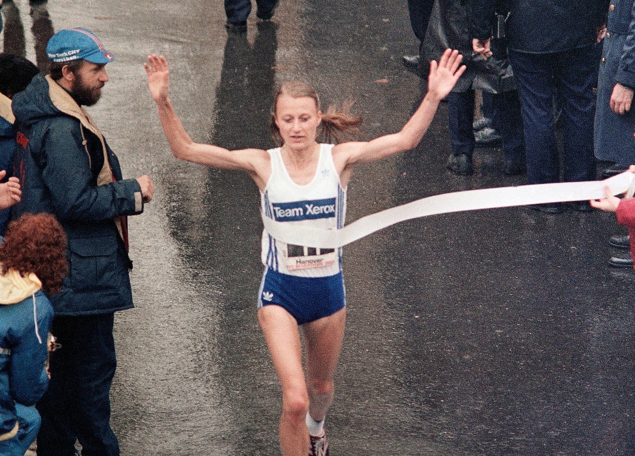 Watch Grete Waitz marathon running video Watch Grete Waitz marathon running video