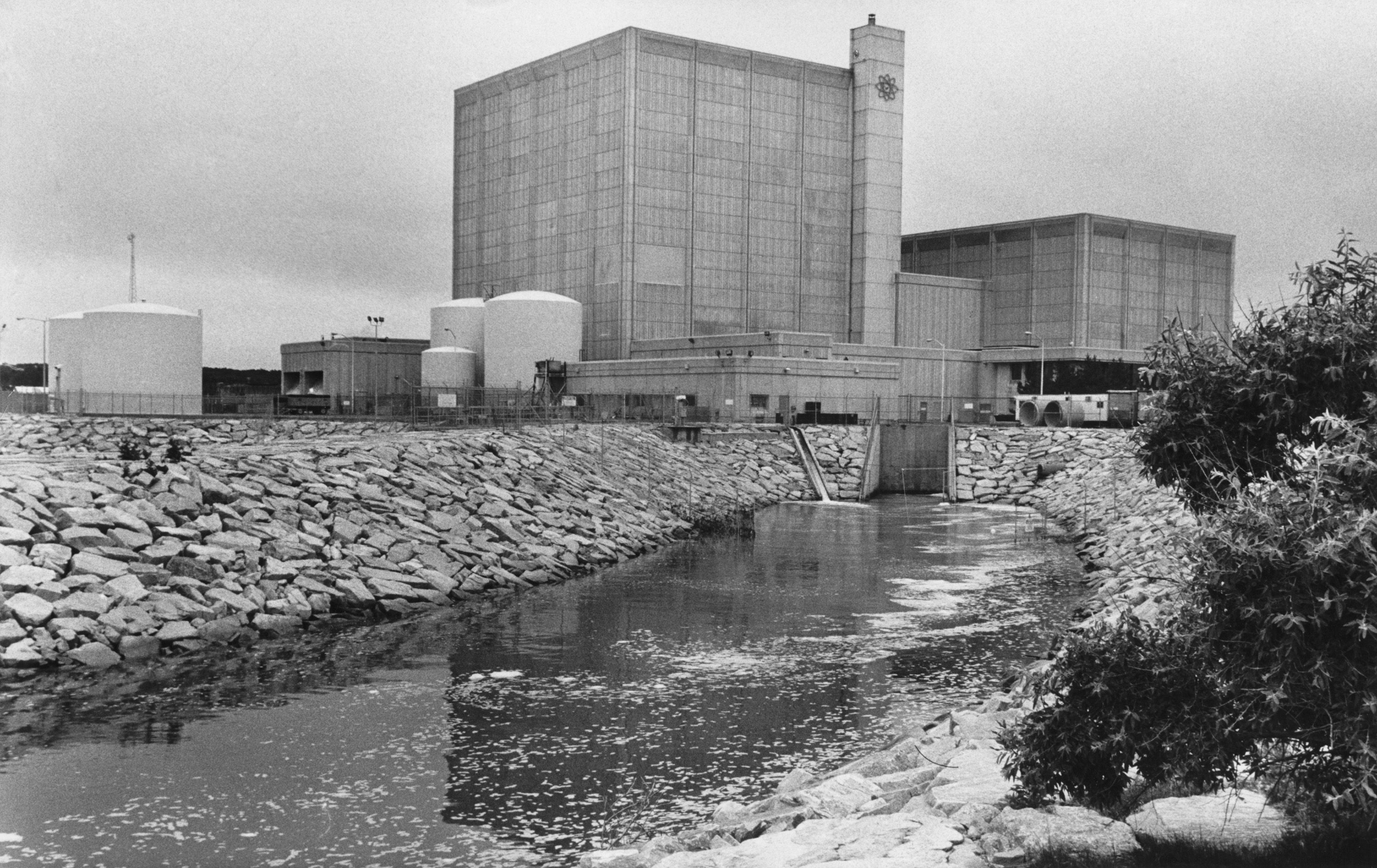 first nuclear power plant meltdown