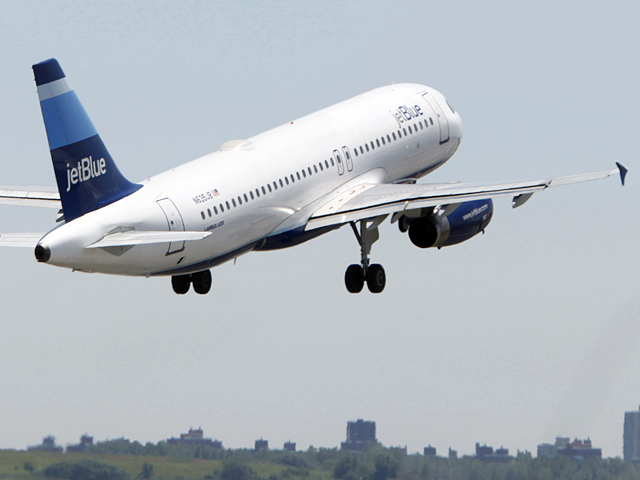 Jetblue Plane Stranded On Tarmac For 7 Hours Cbs News