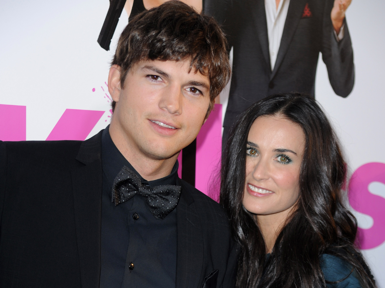 Demi Moore In No Rush To Dump Mrs Kutcher Twitter Handle Cbs News