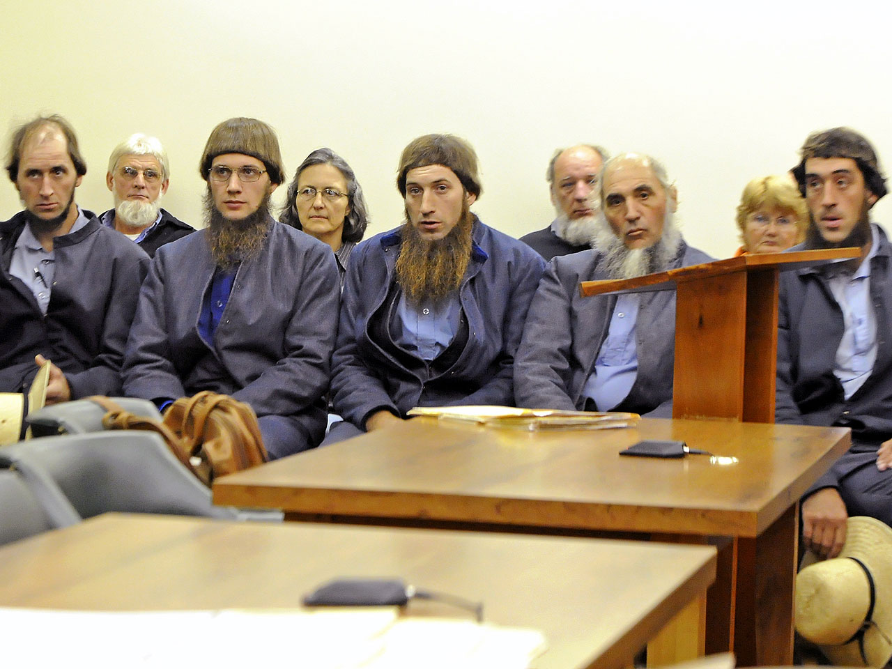 FBI Arrests 7 Amish On Hate Crimes Charges CBS News   Amish AP111019056253 