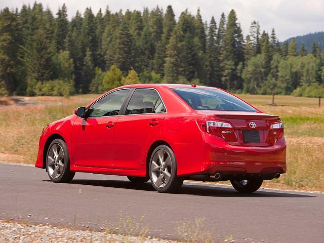 Consumer Reports New 2017 Toyota Camry Gets Top Marks Cbs News Consumer Reports New 2017 Toyota Camry Gets Top Marks