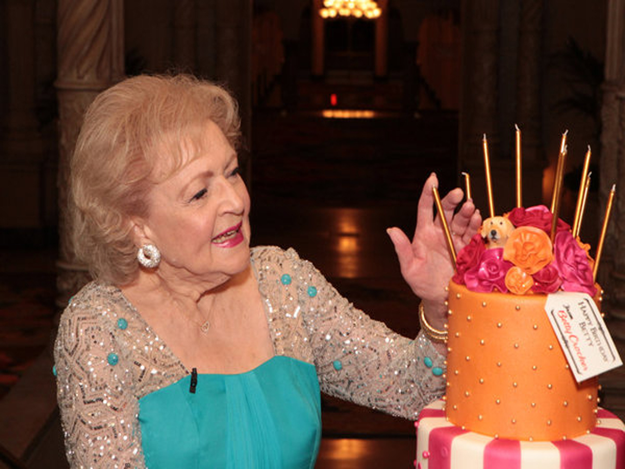 Betty White Celebrates Her 90Th Birthday With A Star-Studded Bash - Cbs News