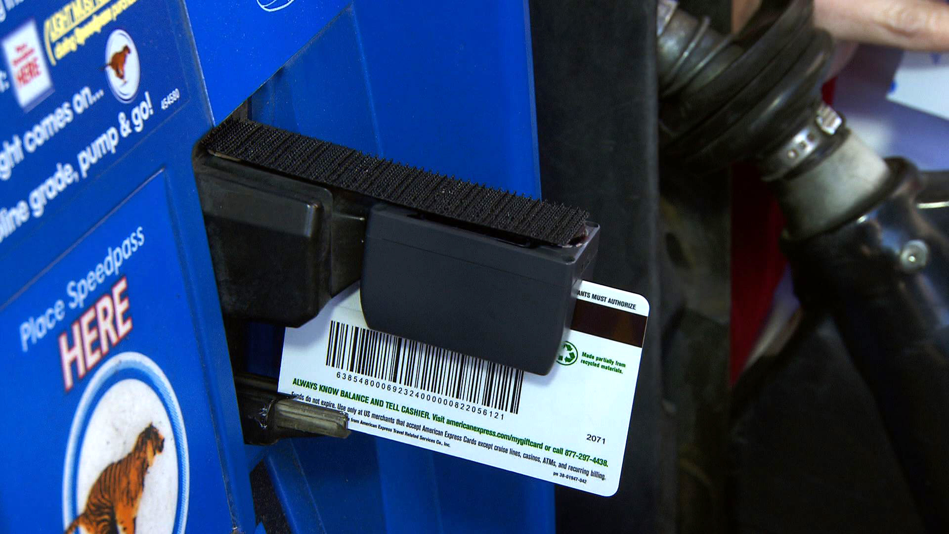 How Scammers Can Steal Your Credit Card Information At The Gas Pump Cbs News
