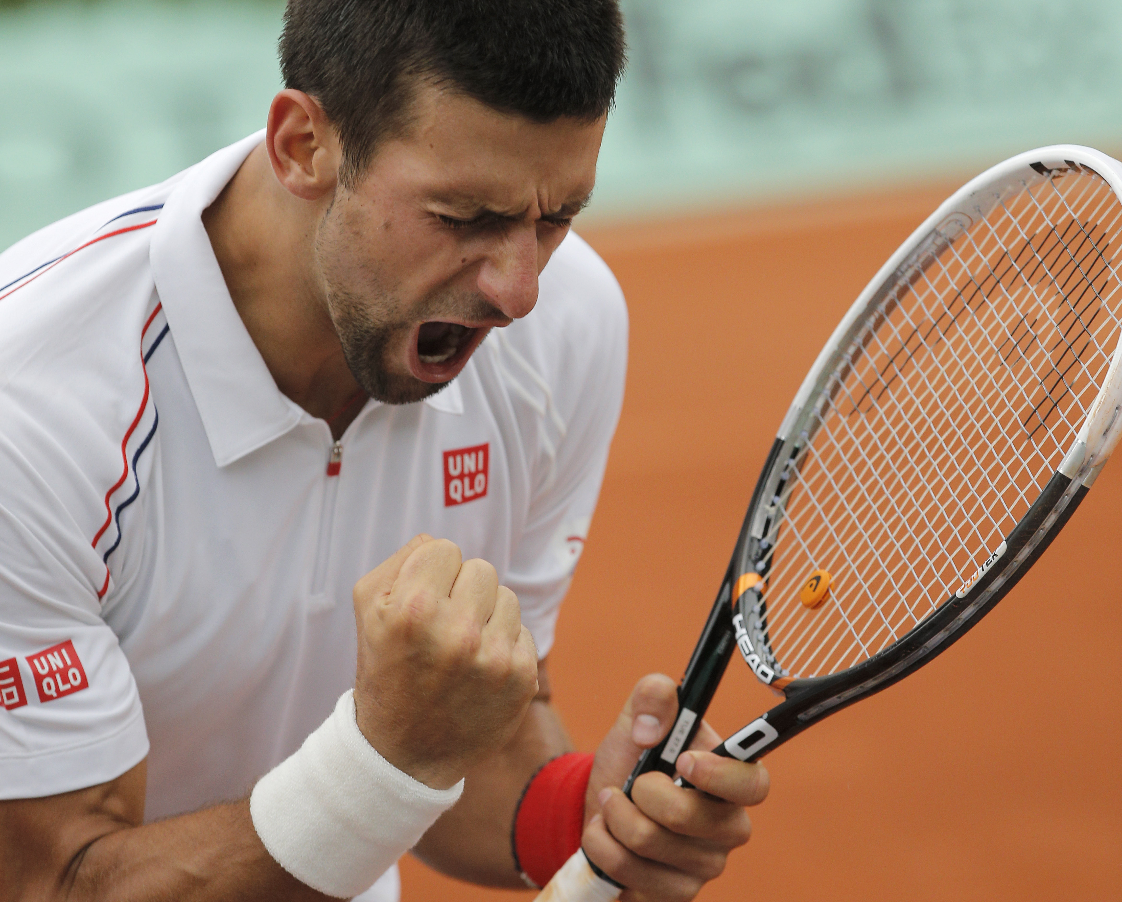French Open Djokovic saves 4 match points in dramatic victory; Federer