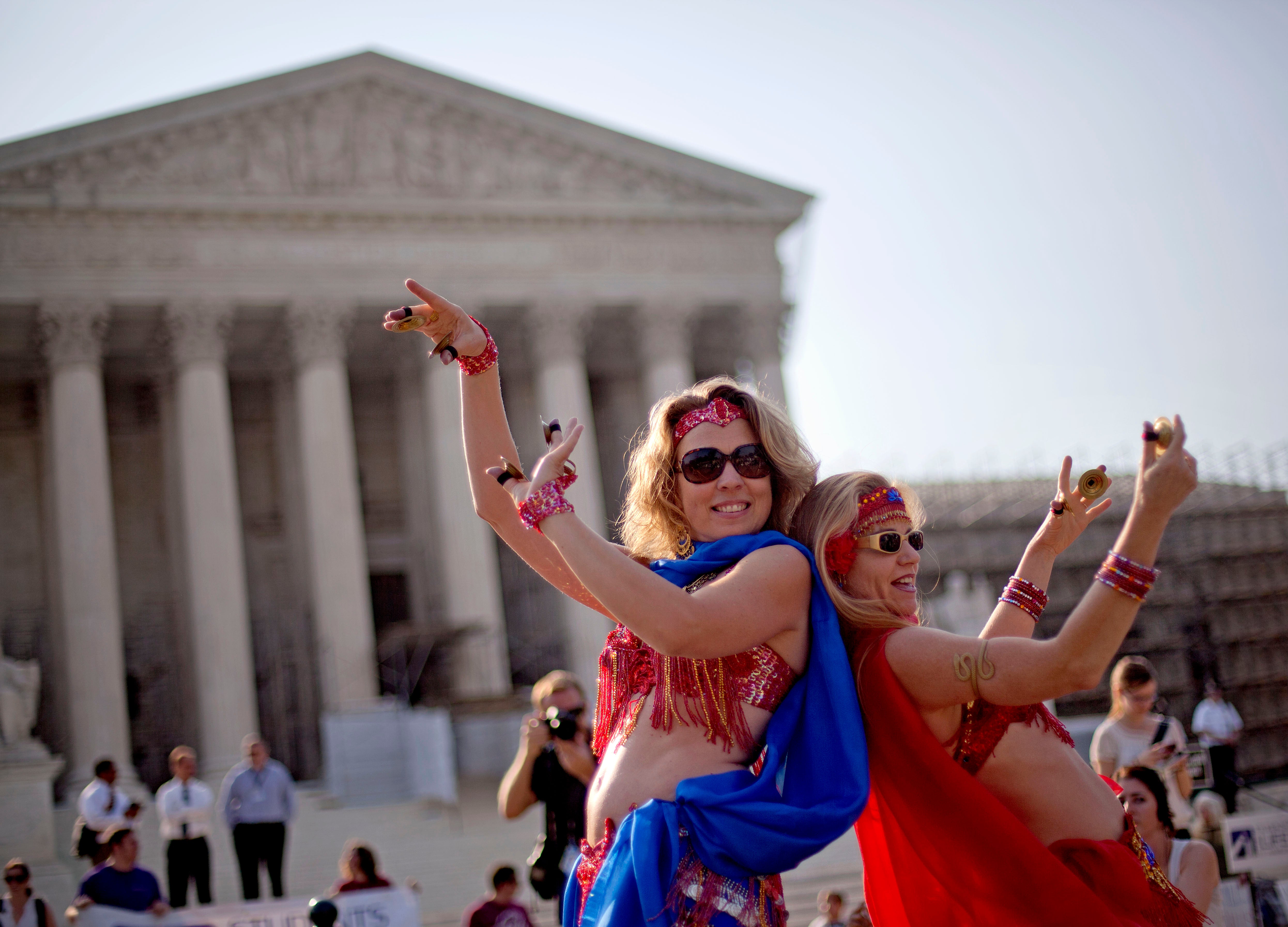 Supreme Court ruling: What happened in the courtroom - CBS News