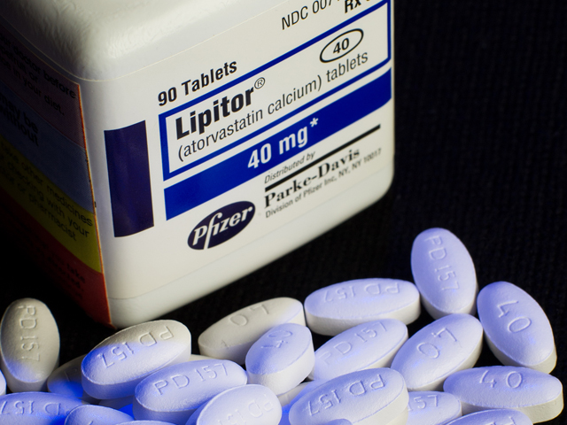 Retailers sue Pfizer over generic Lipitor delay CBS News