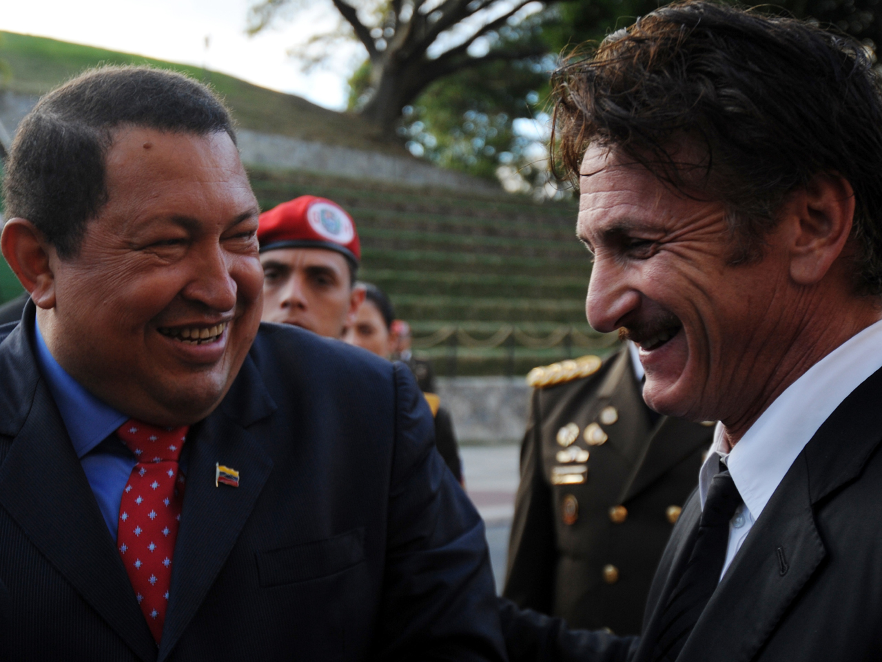 Sean Penn joins Hugo Chavez on campaign trail in Venezuela - CBS News