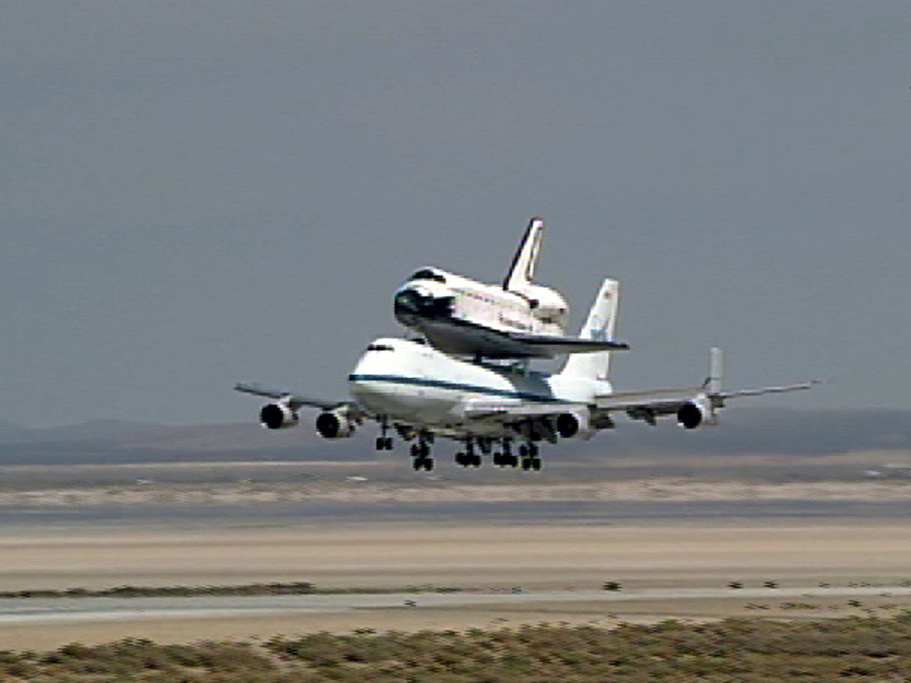 space shuttle endeavour lands at lax