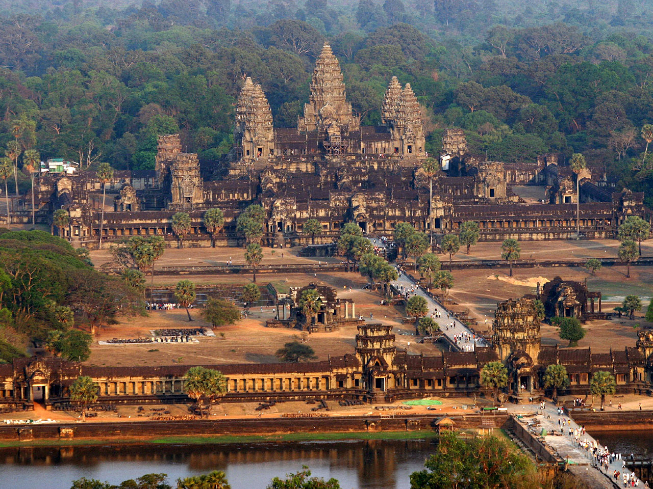 Mystery of Angkor Wat's huge stones solved - CBS News