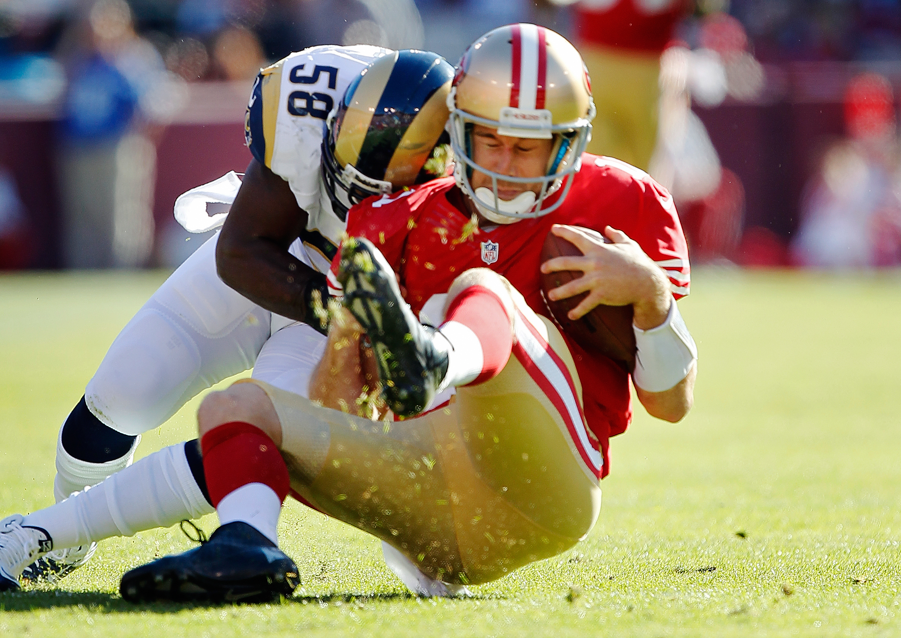 Head injury fears a threat to football's future? - CBS News