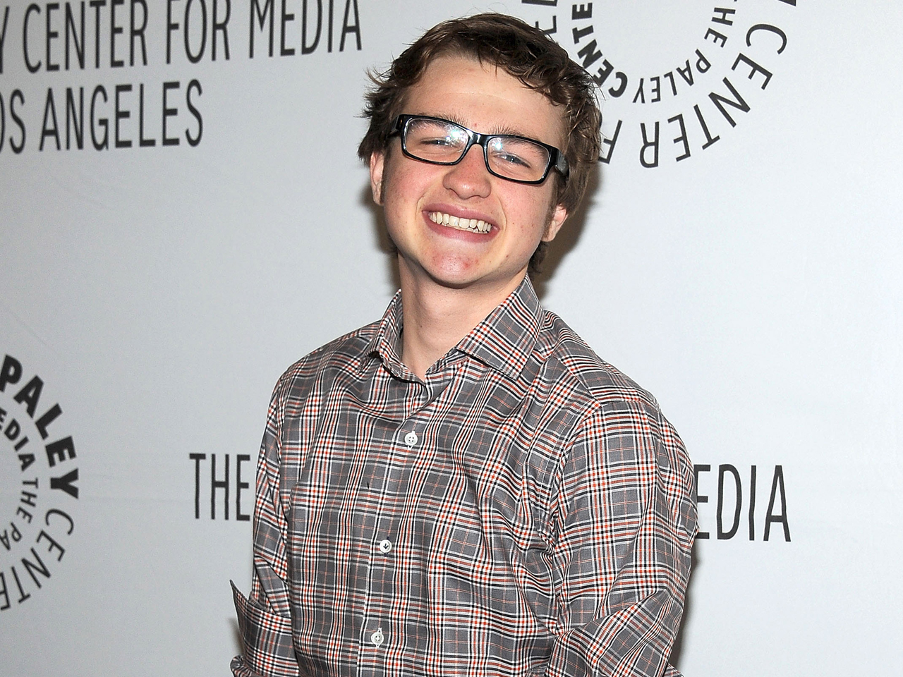 Актер ангус. Angus t. Jones.