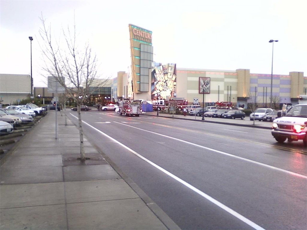 Oregon Mall Shooting Gunman allegedly opens fire, killing two, then self CBS News