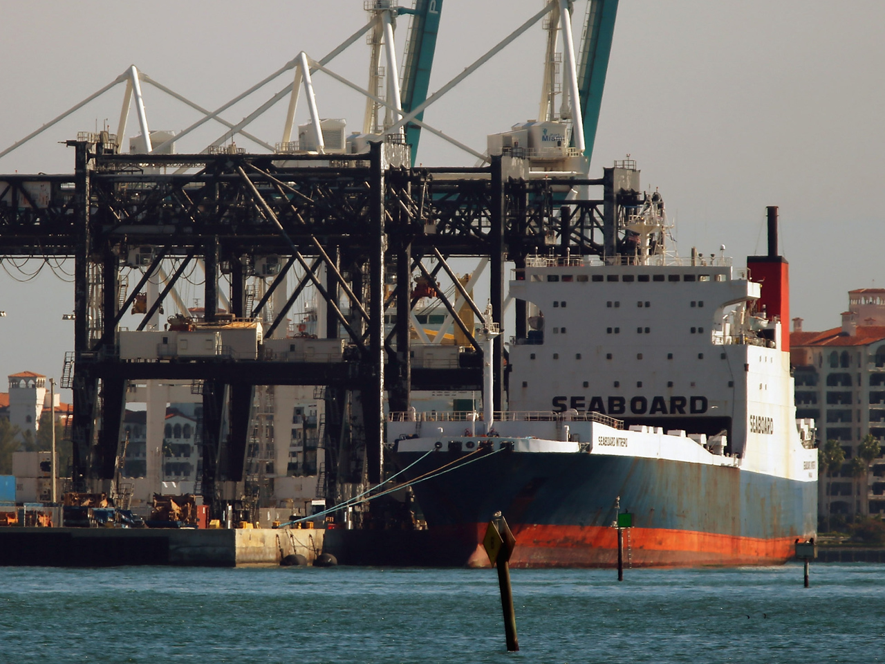 East, Gulf Coast Port Strike Averted, For Now - CBS News