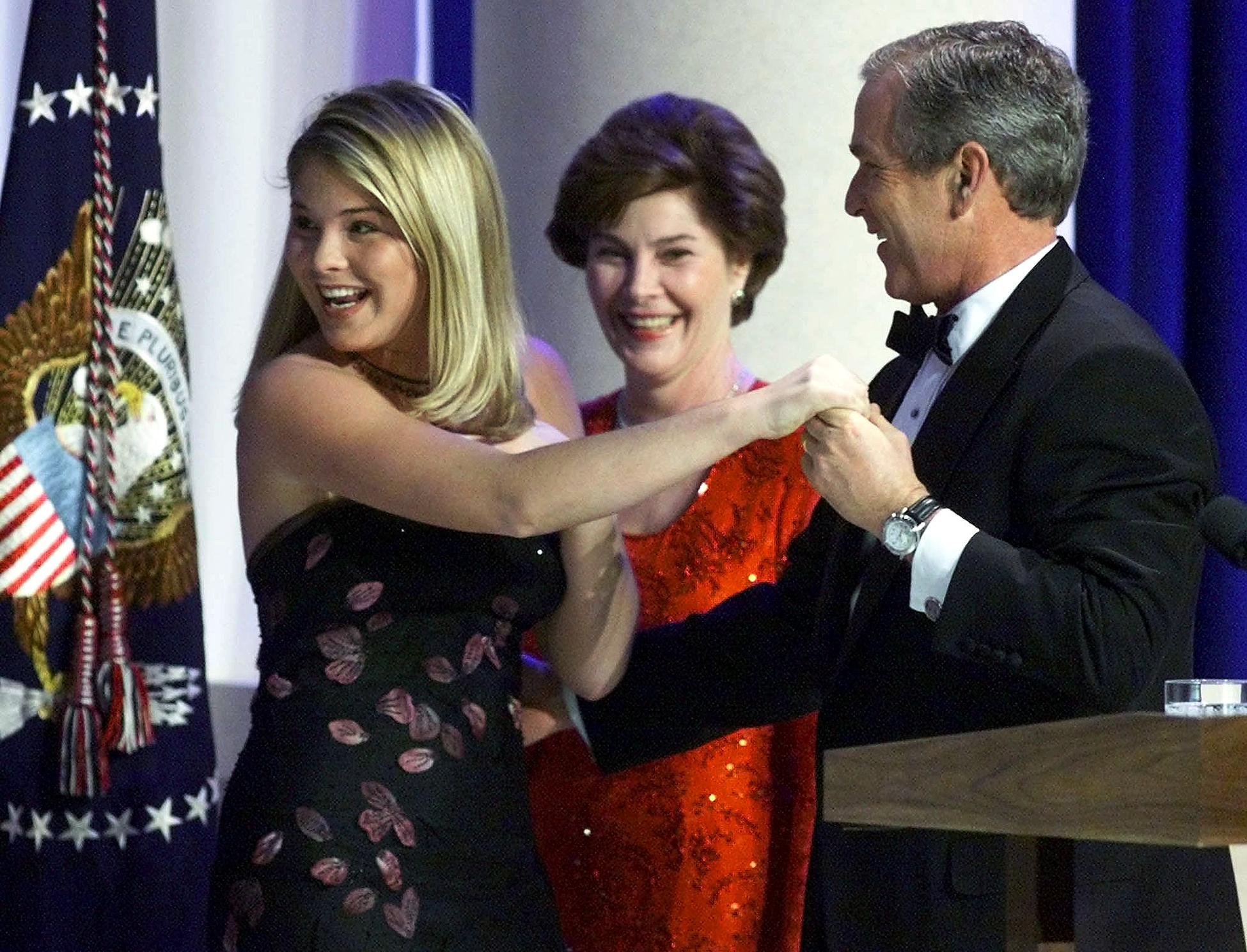 George W. and Laura Bush become grandparents - CBS News