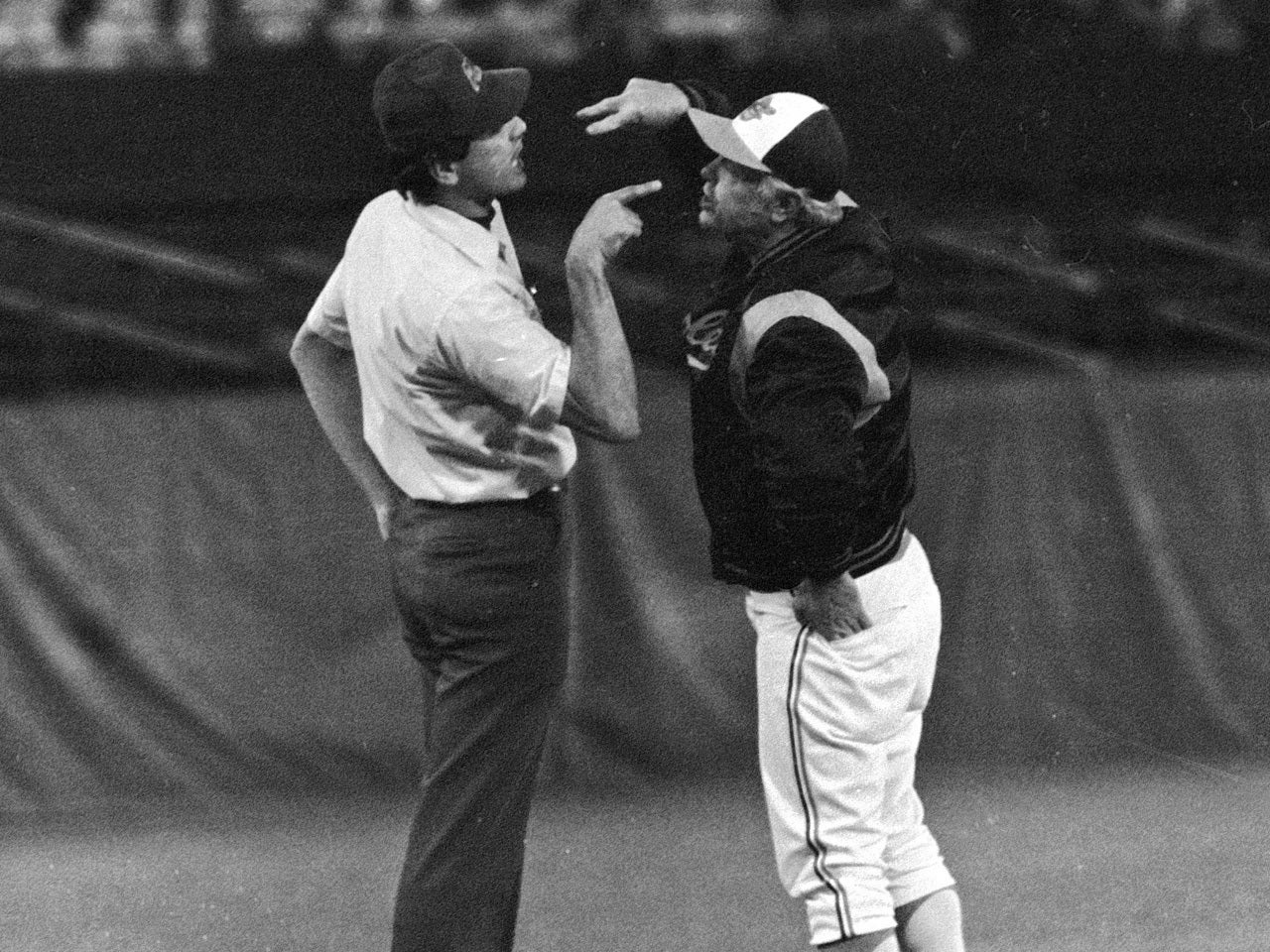 Fiery Orioles manager Earl Weaver dead at 82 - CBS News