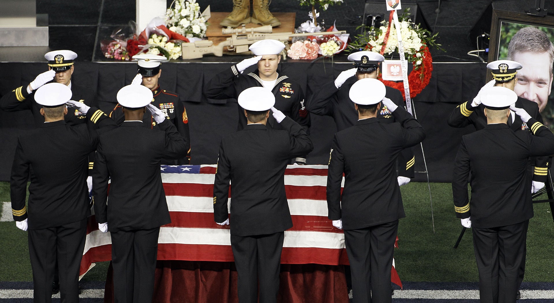 ExNavy SEAL's funeral procession ends in Austin CBS News