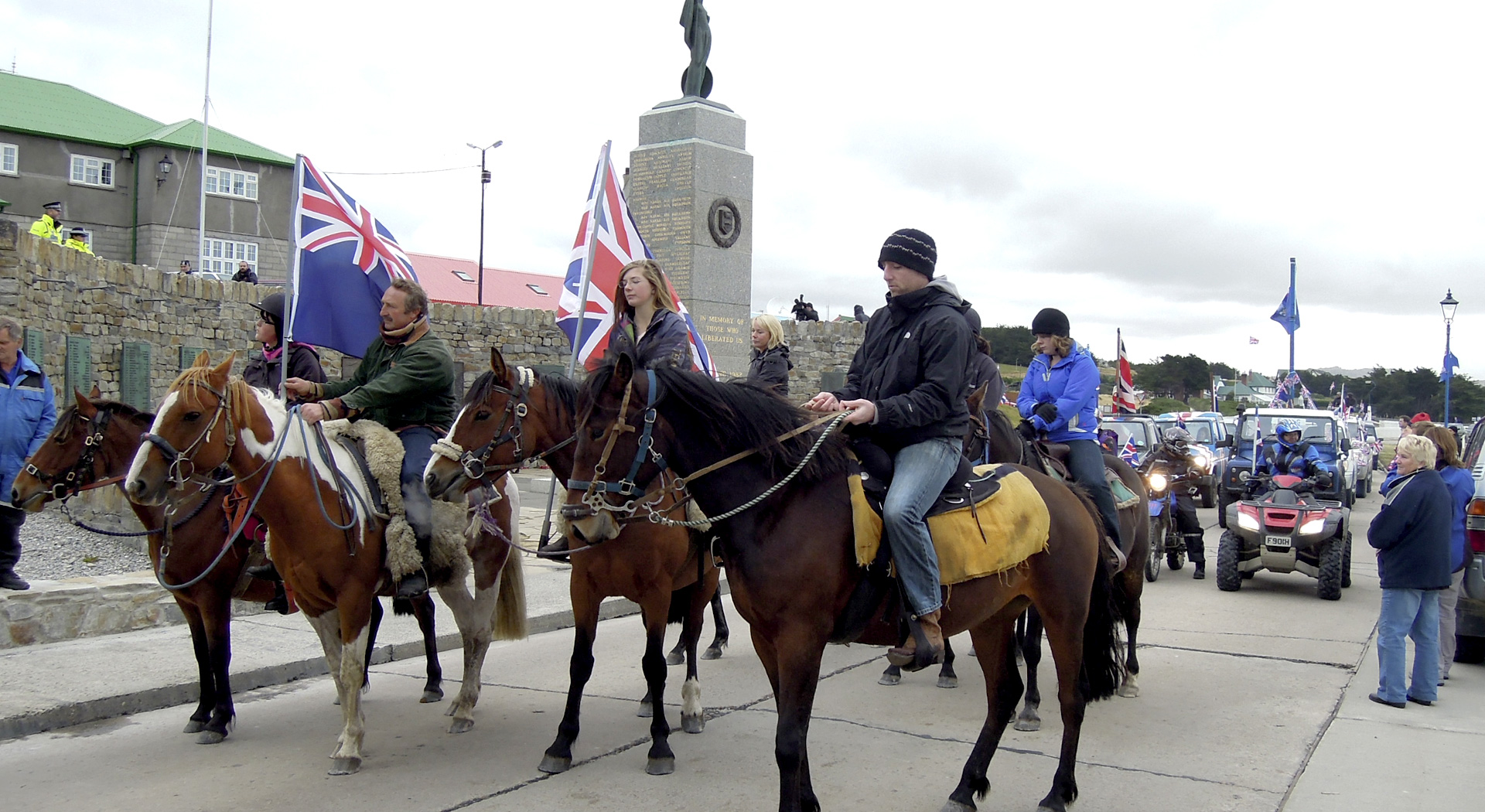 Falkland Island Residents Vote To Stay British CBS News   Falklands AP130310116350 