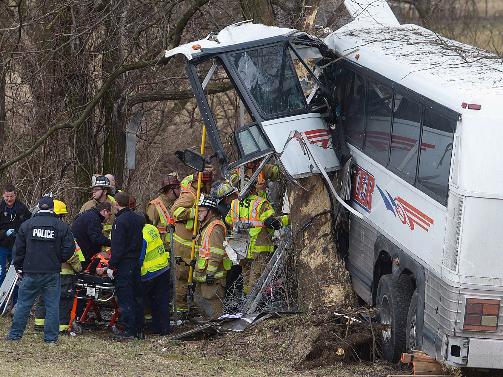 Deadly Bus Crash Kills Pregnant Coach Driver Cbs News