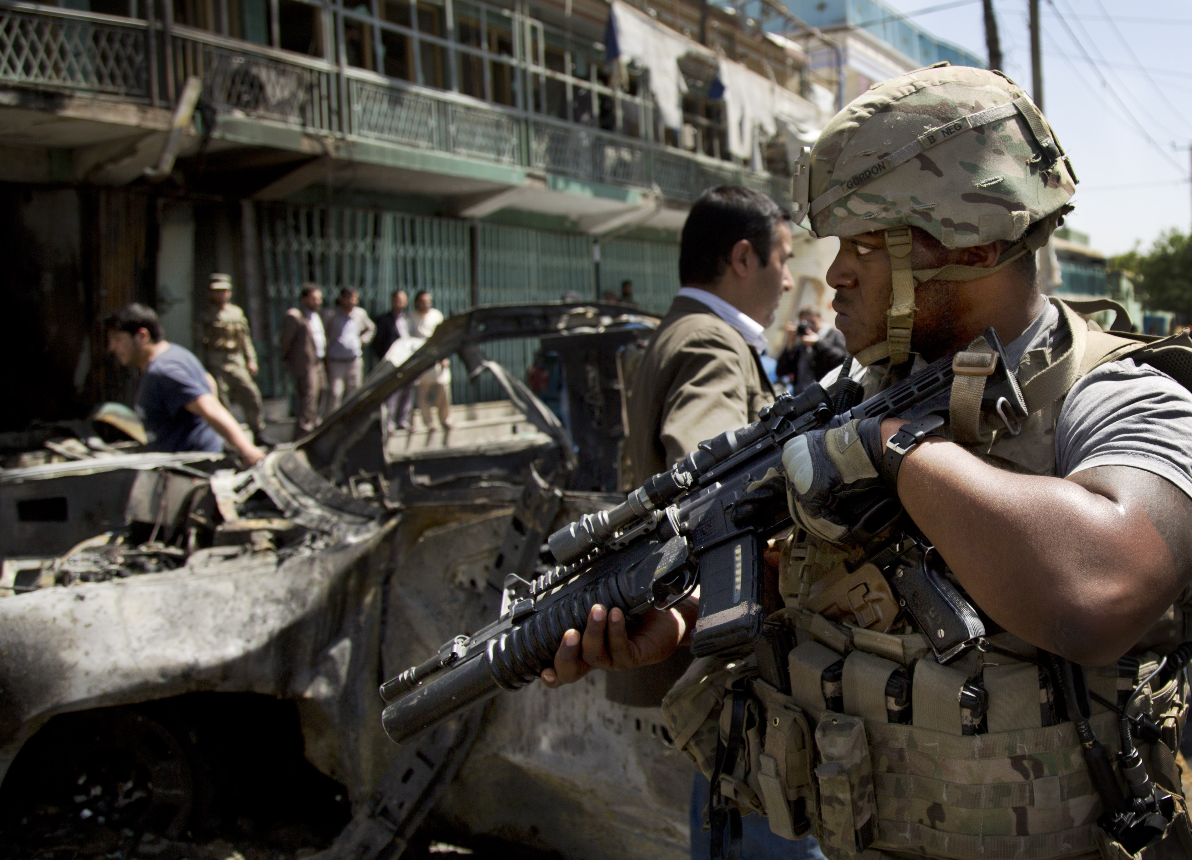Afghanistan suicide blast targeting NATO convoy kills 2 U ...