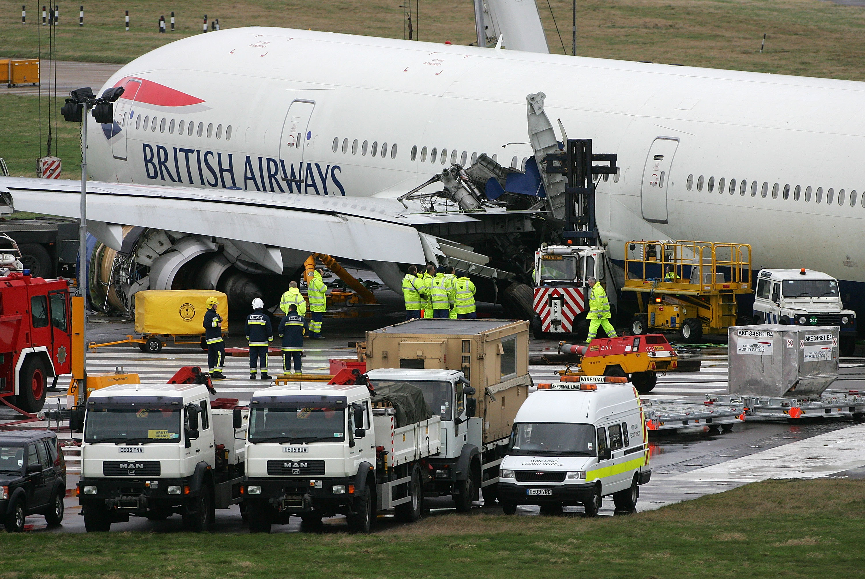 Asiana plane crash echoes '08 British Airways incident - CBS News