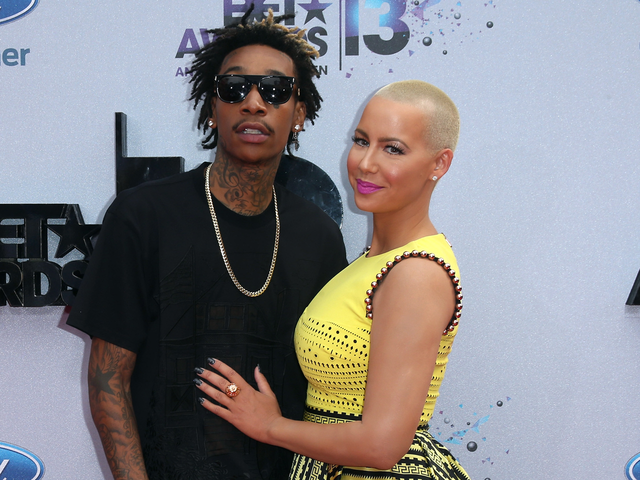 Wiz Khalifa and Amber Rose are married - CBS News