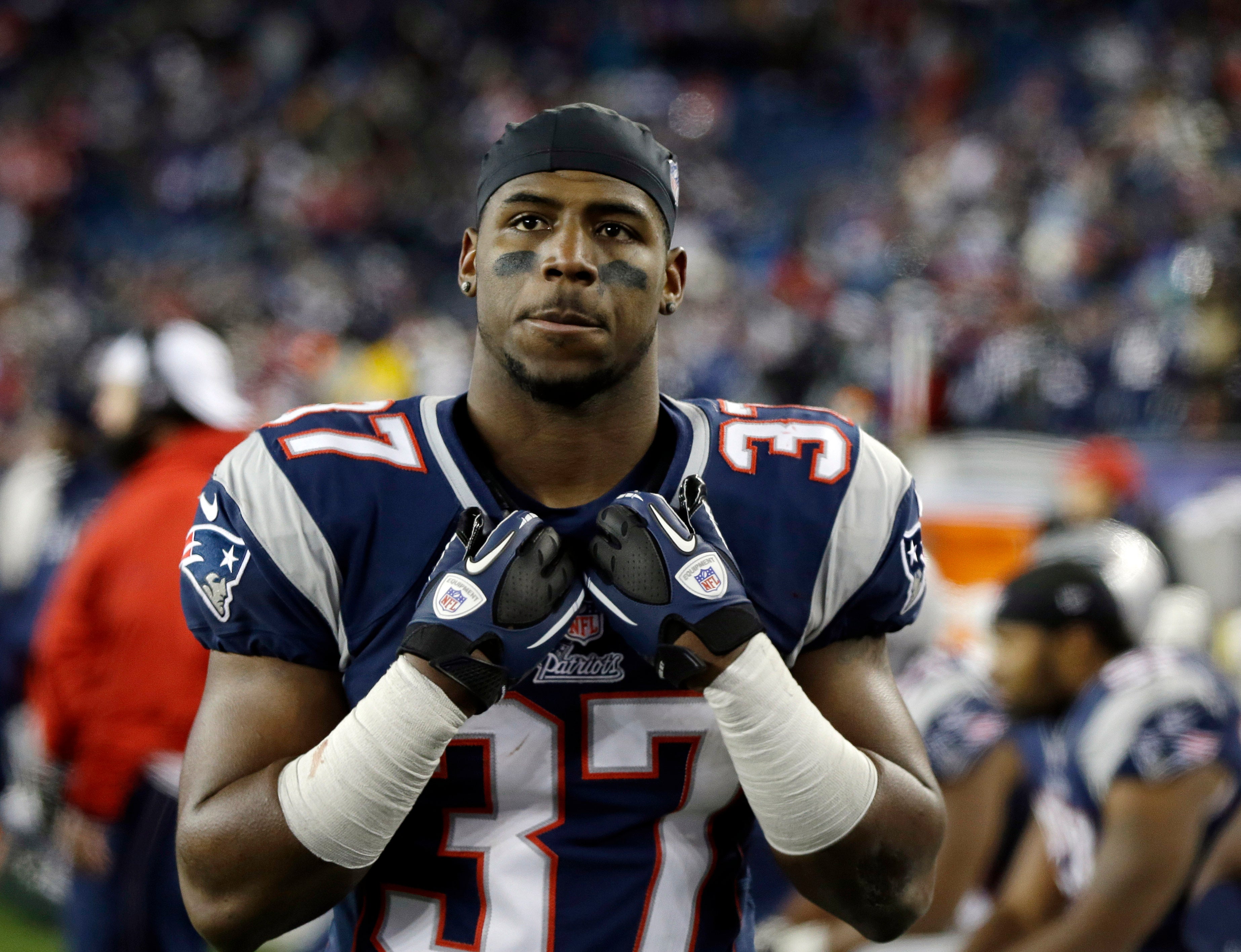 Alfonzo Dennard, New England Patriots pro football player, arrested on suspicion of DUI in Neb