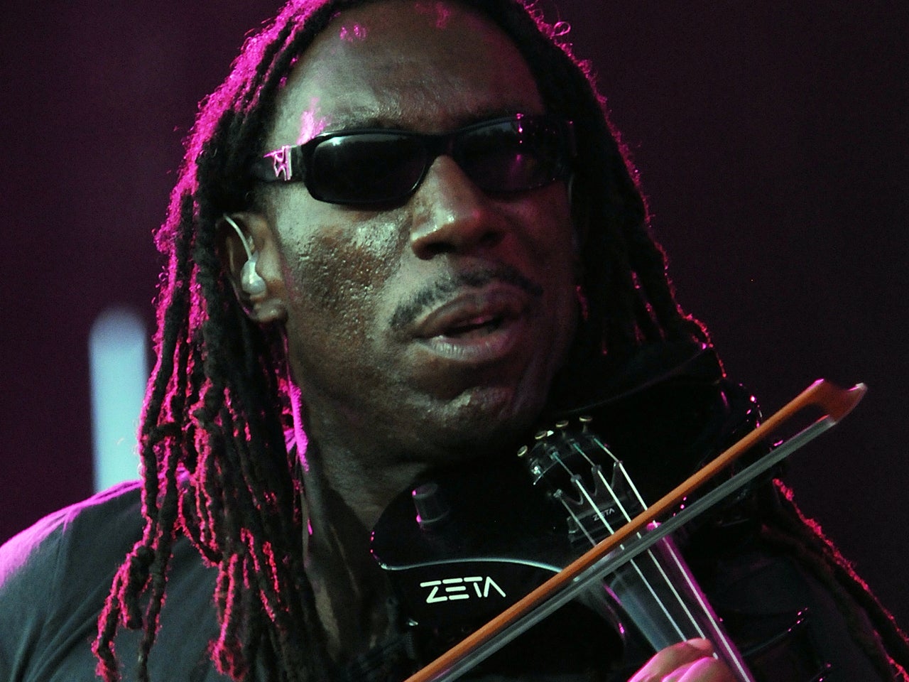 400K embezzled from Dave Matthews Band violinist Boyd Tinsley CBS News