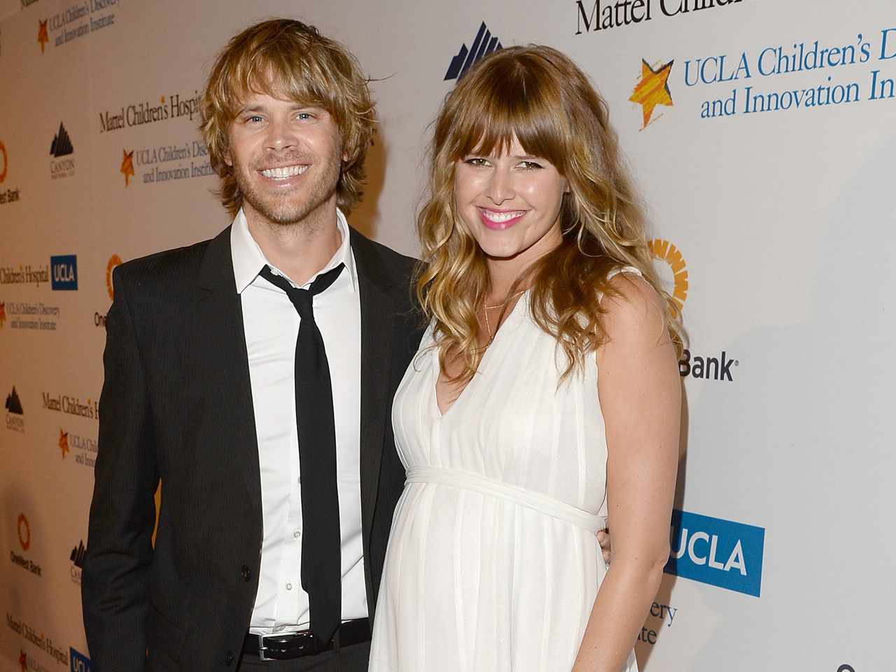 who is eric christian olsen married to.