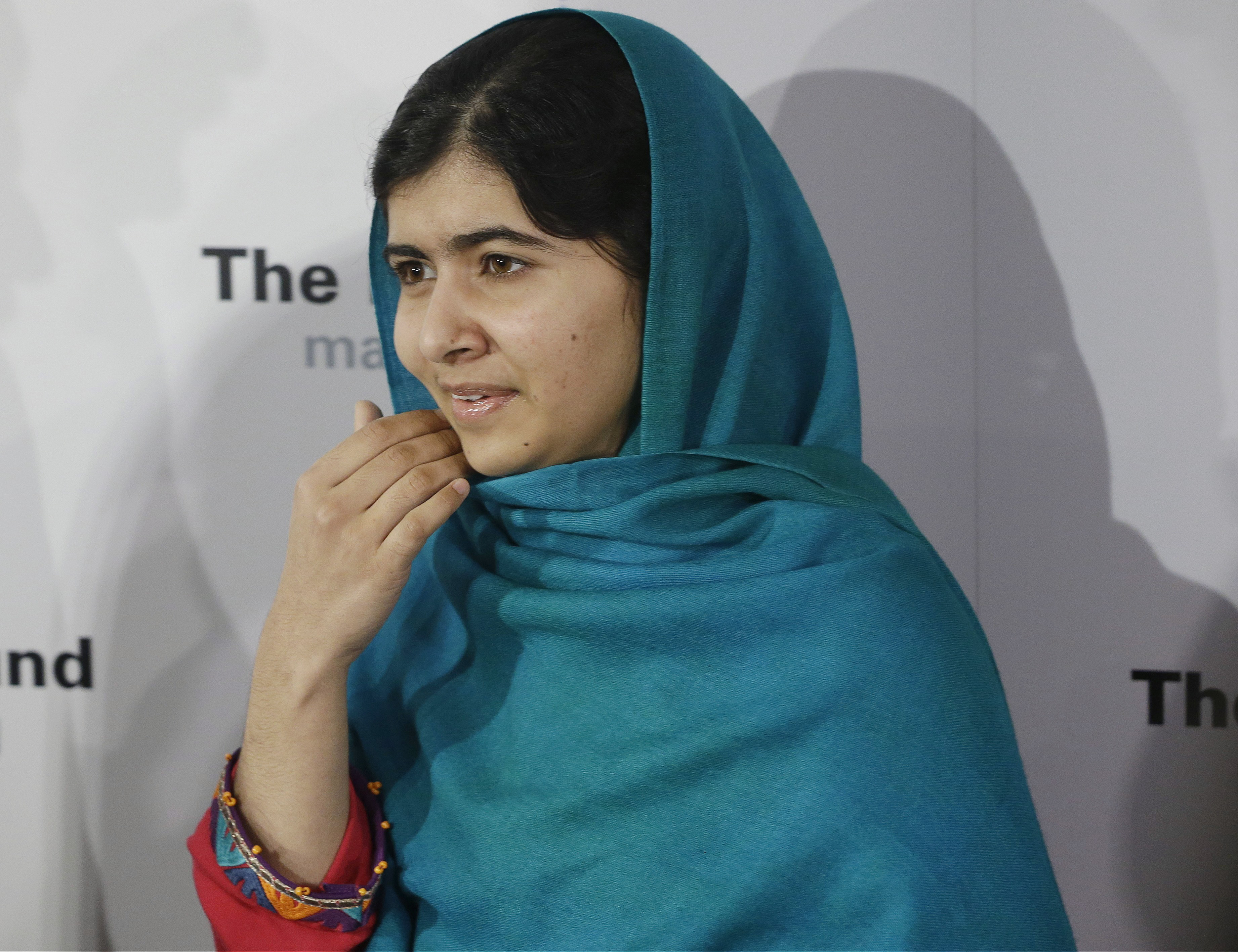 Malala Yousafzai Survivor Of Taliban Visits Us Cbs News