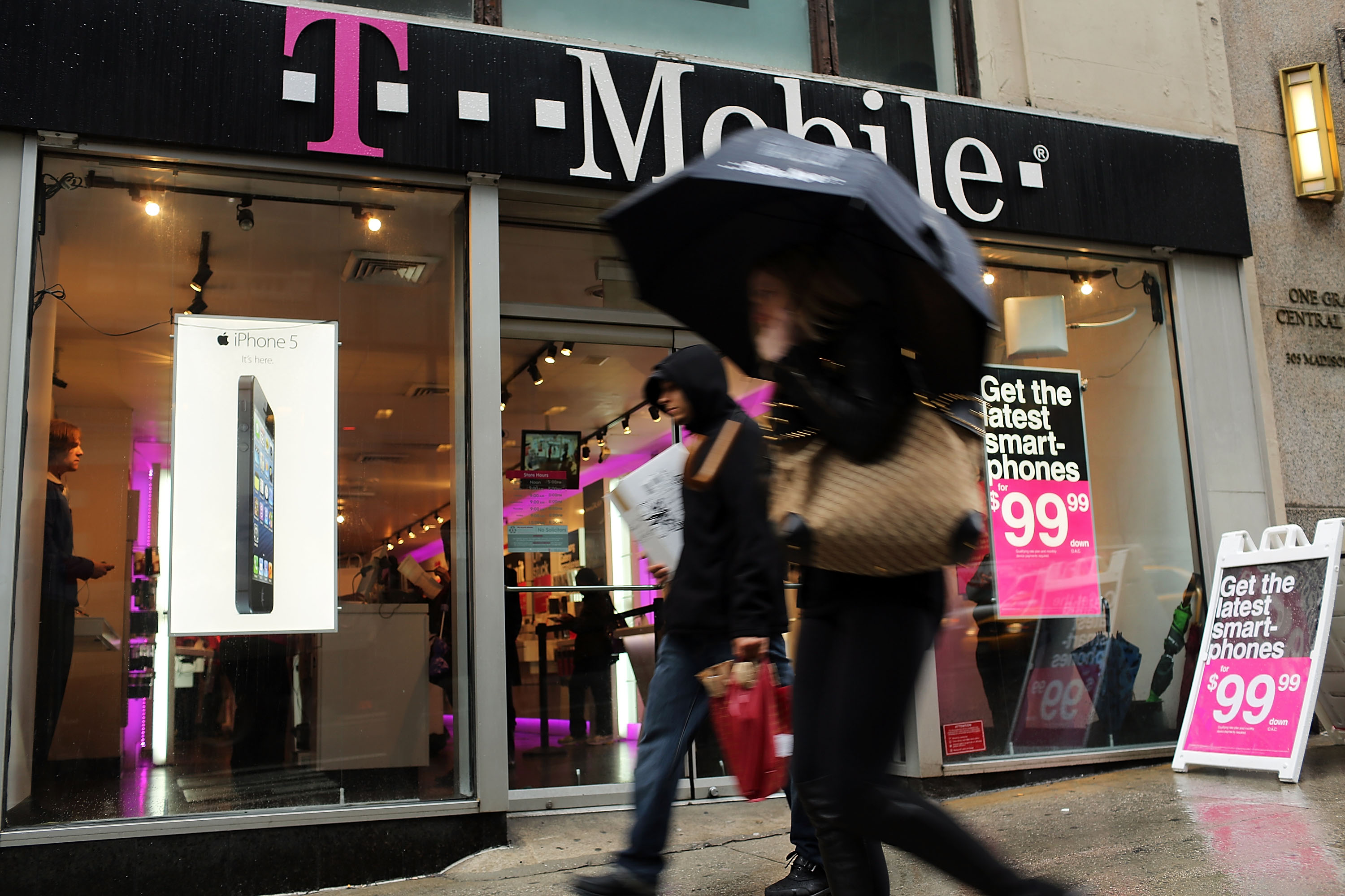 T-Mobile says unlimited plans will be only option - CBS News