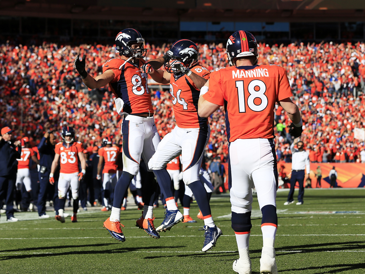 Peyton Manning Denver Broncos Storm Past Patriots Into The Super Bowl Cbs News 