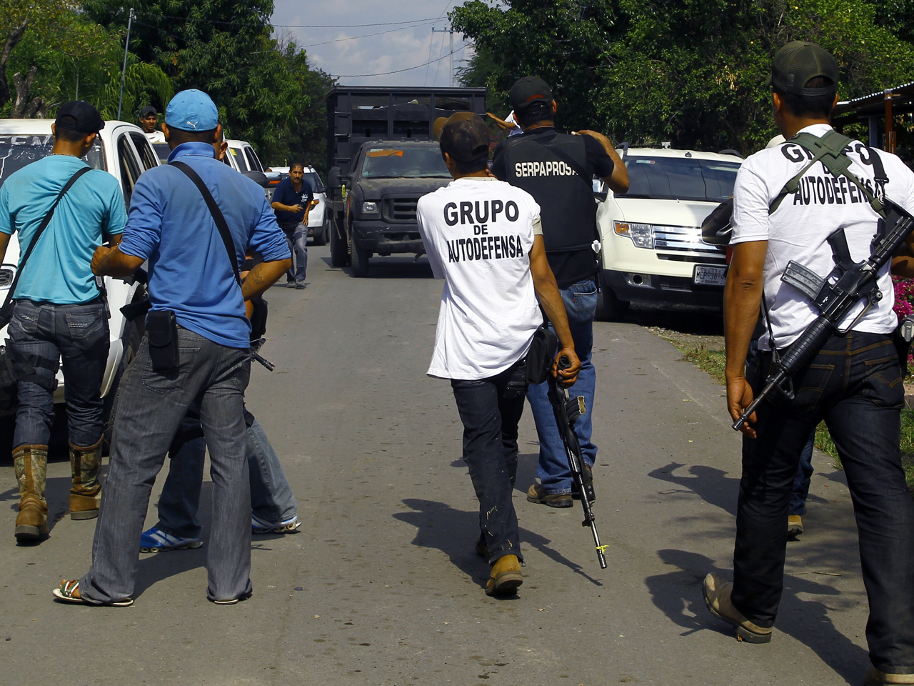 Mexico Legalizes Vigilante Groups In Michoacan Welcomes Them In Fight Against Drug Cartels 8586