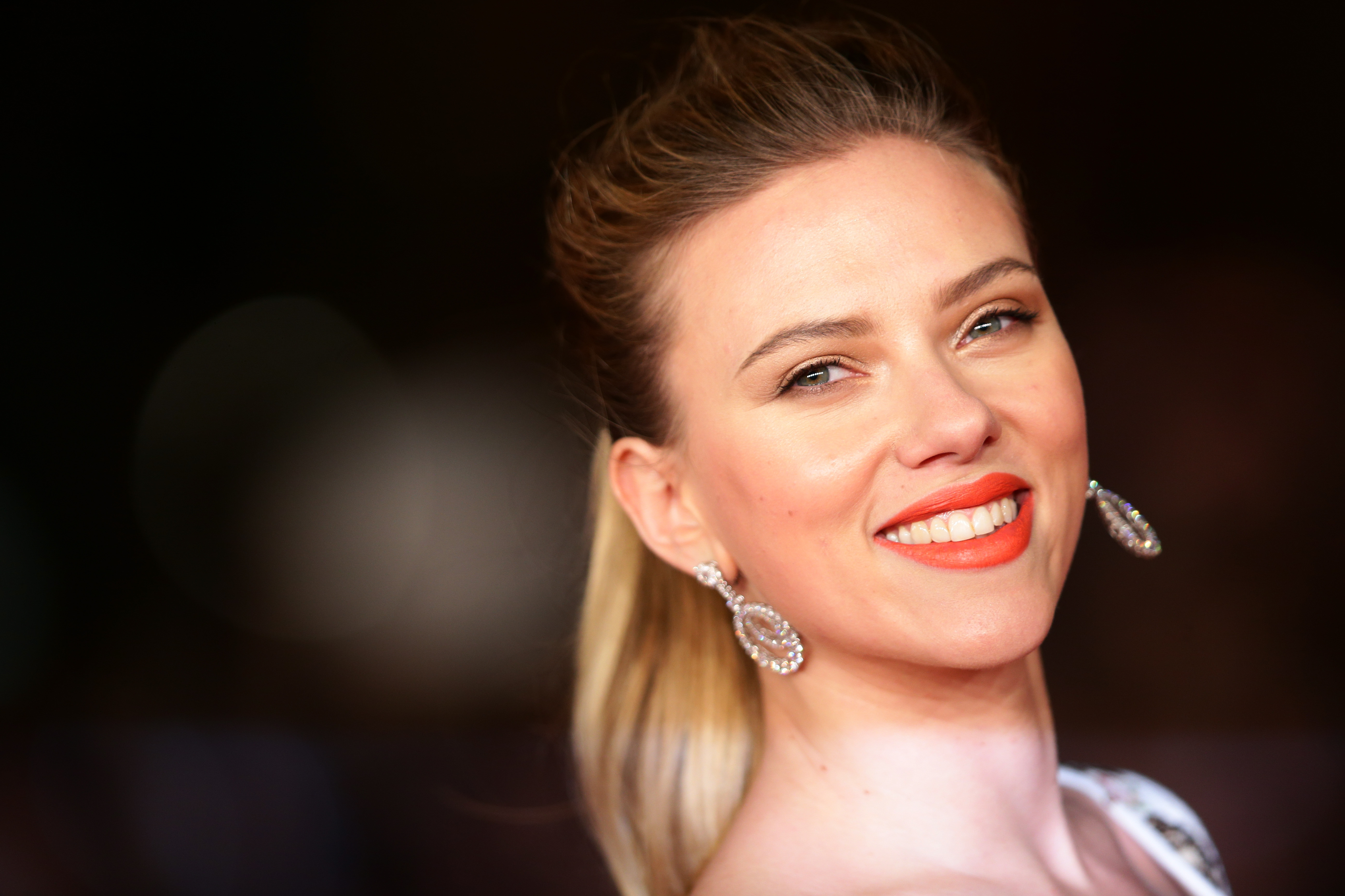 Rome Film Festival 2013 - Scarlett Johansson - Pictures - CBS News